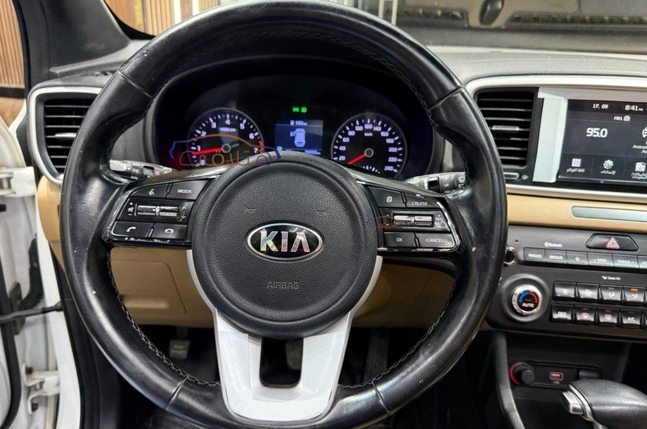 Sportage Kia أبيض