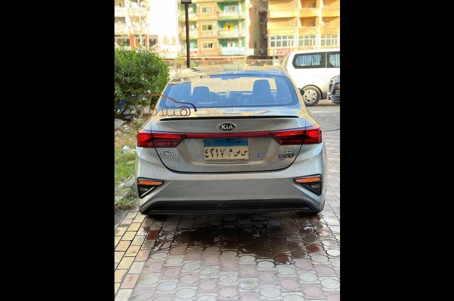 Grand Cerato Kia فضي
