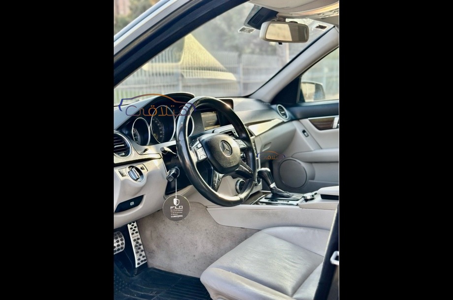 C 180 Mercedes Black