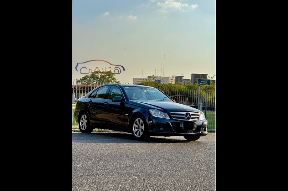 C 180 Mercedes Black