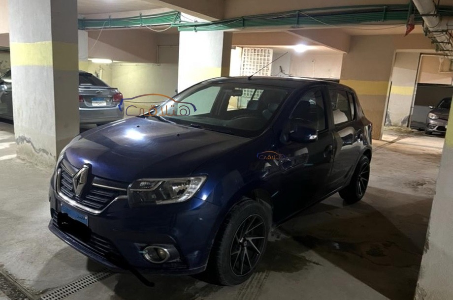 Sandero Renault Blue