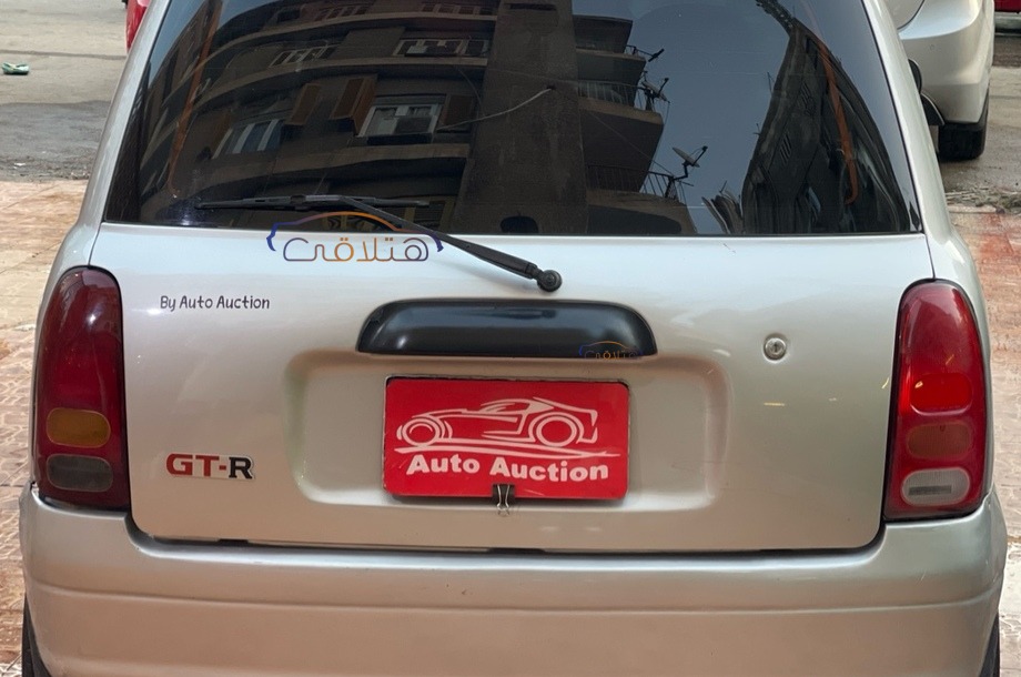 Mira Daihatsu فضي