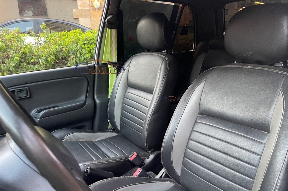 Mira Daihatsu فضي