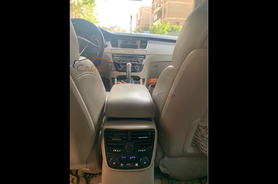 508 Peugeot الأزرق الداكن