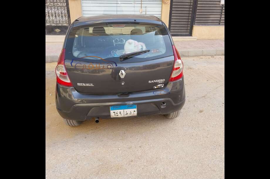 Sandero Renault Gray