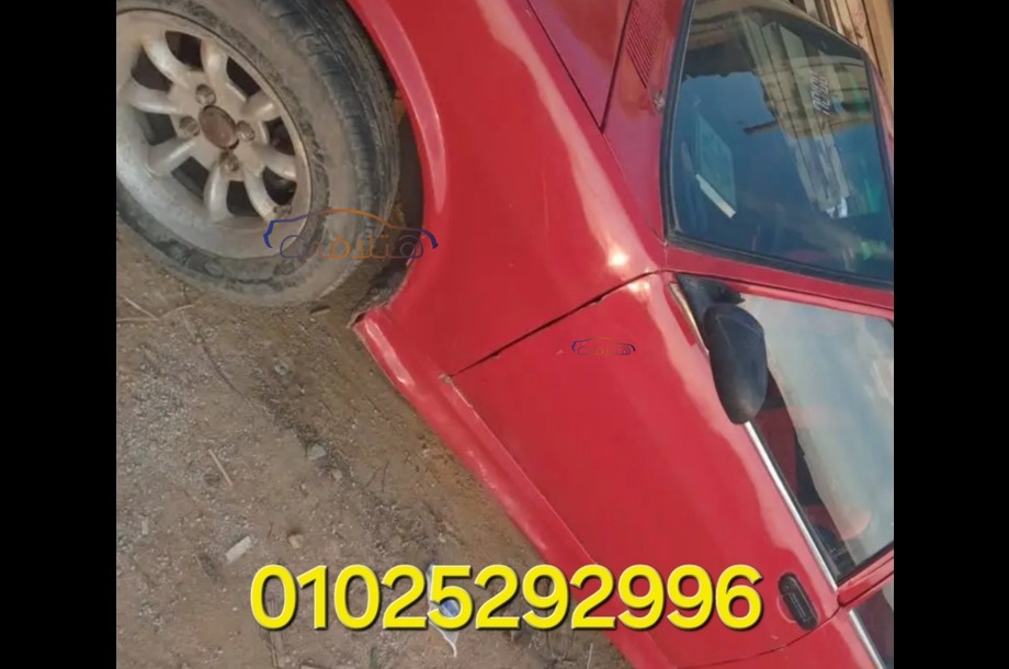 Shahin Fiat احمر
