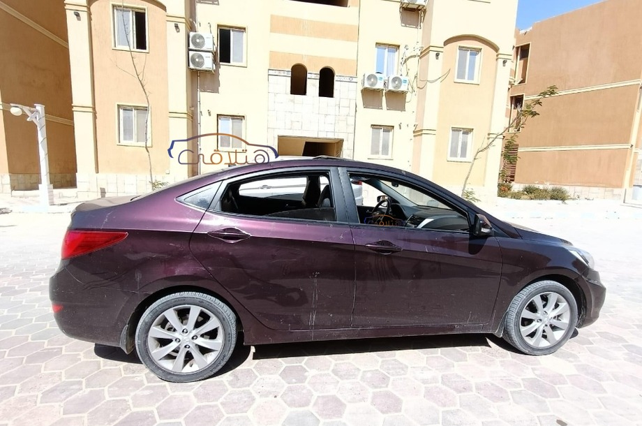 Accent RB Hyundai باذنجاني