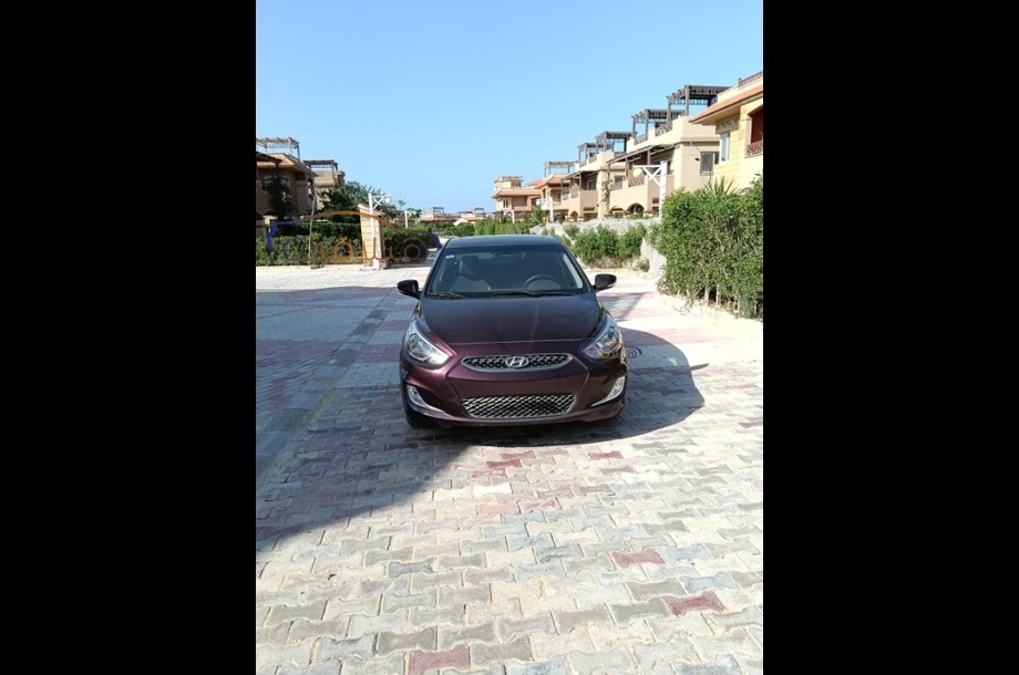 Accent RB Hyundai باذنجاني