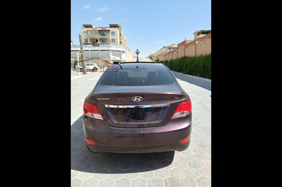 Accent RB Hyundai باذنجاني