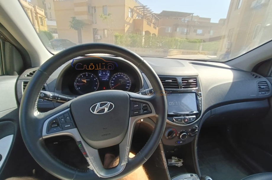 Accent RB Hyundai باذنجاني