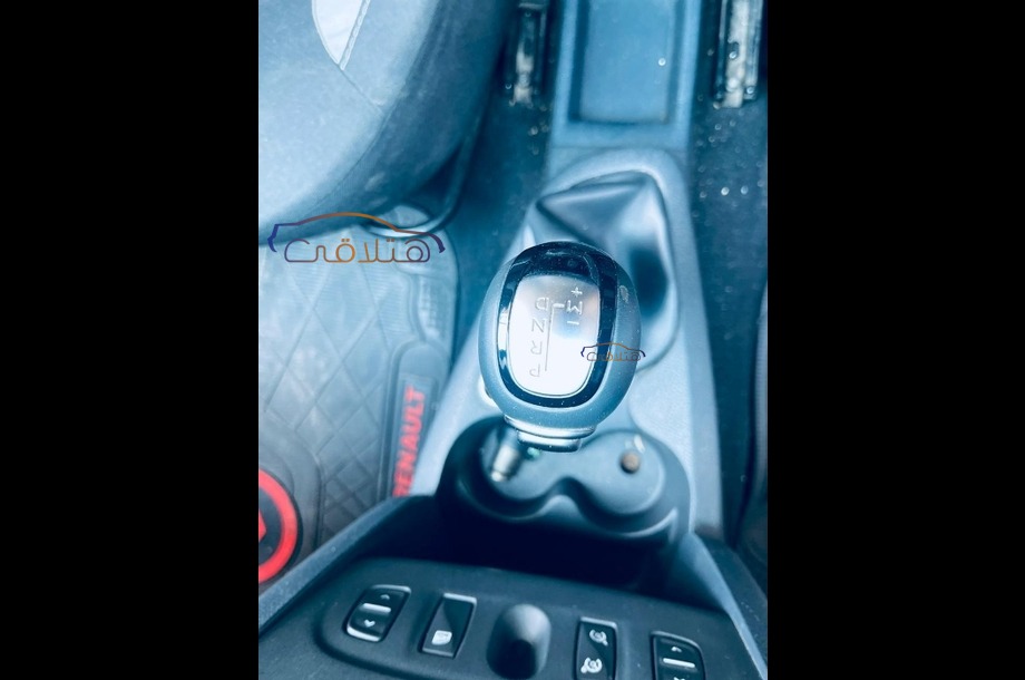 Sandero Step Way Renault أزرق