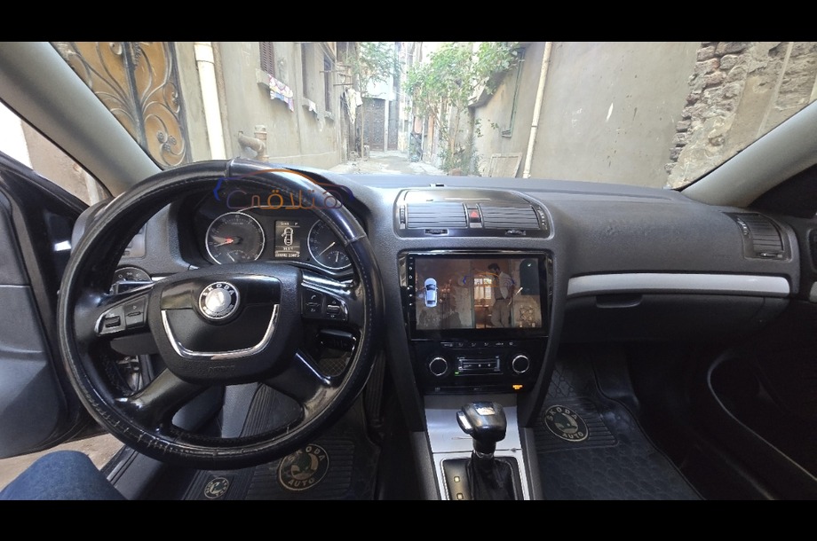 Fantasia Skoda أسود