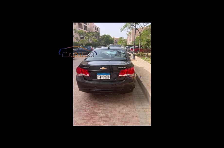 Cruze Chevrolet Brown