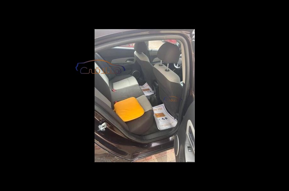 Cruze Chevrolet Brown