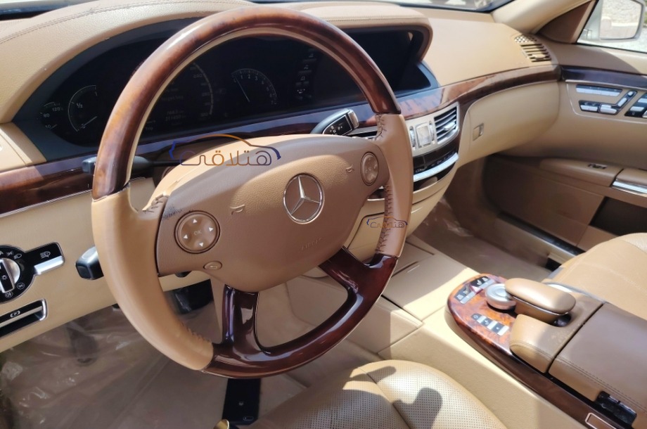 S 550 Mercedes فضي