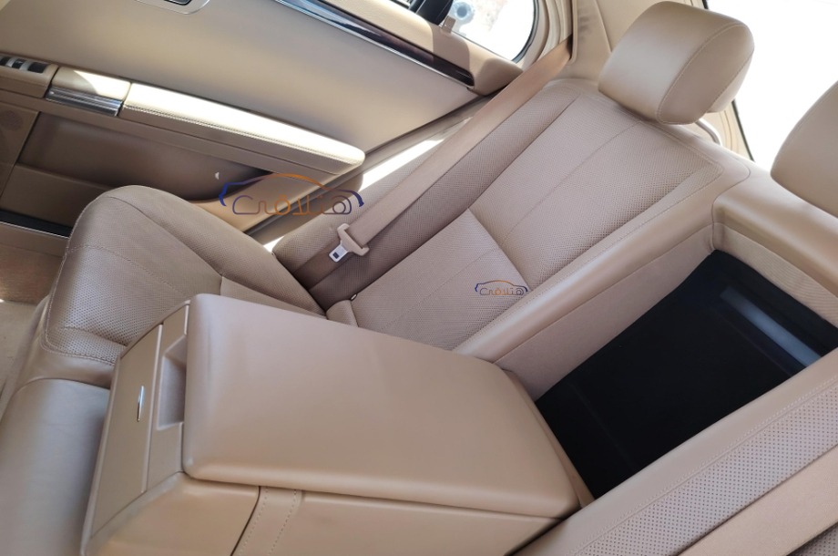 S 550 Mercedes فضي