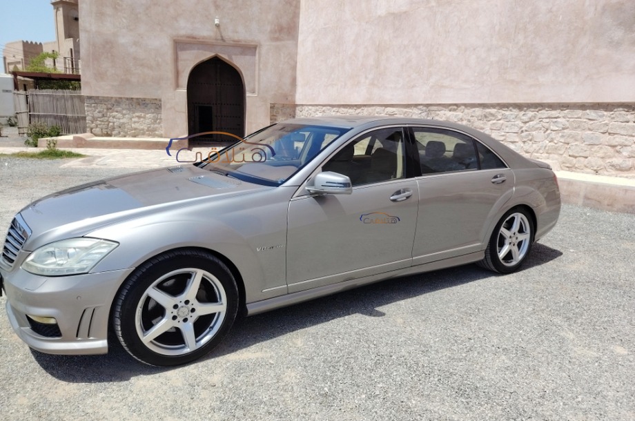 S 550 Mercedes فضي
