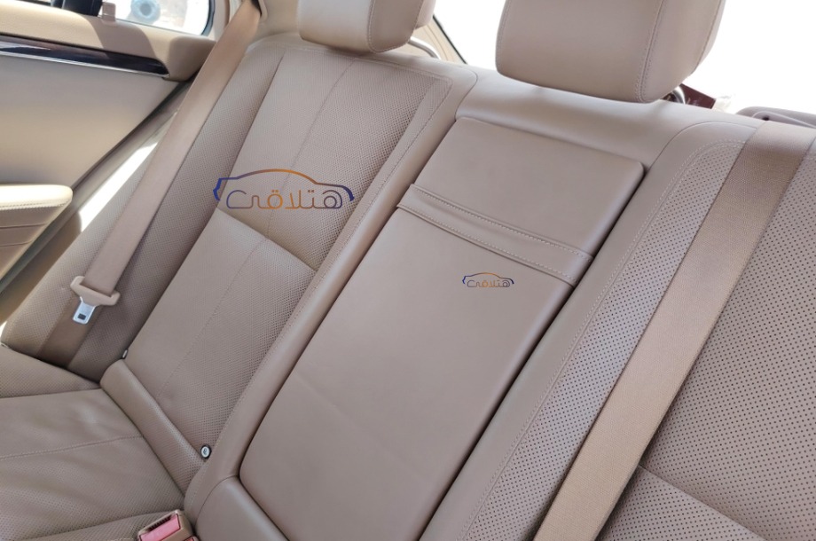 S 550 Mercedes فضي