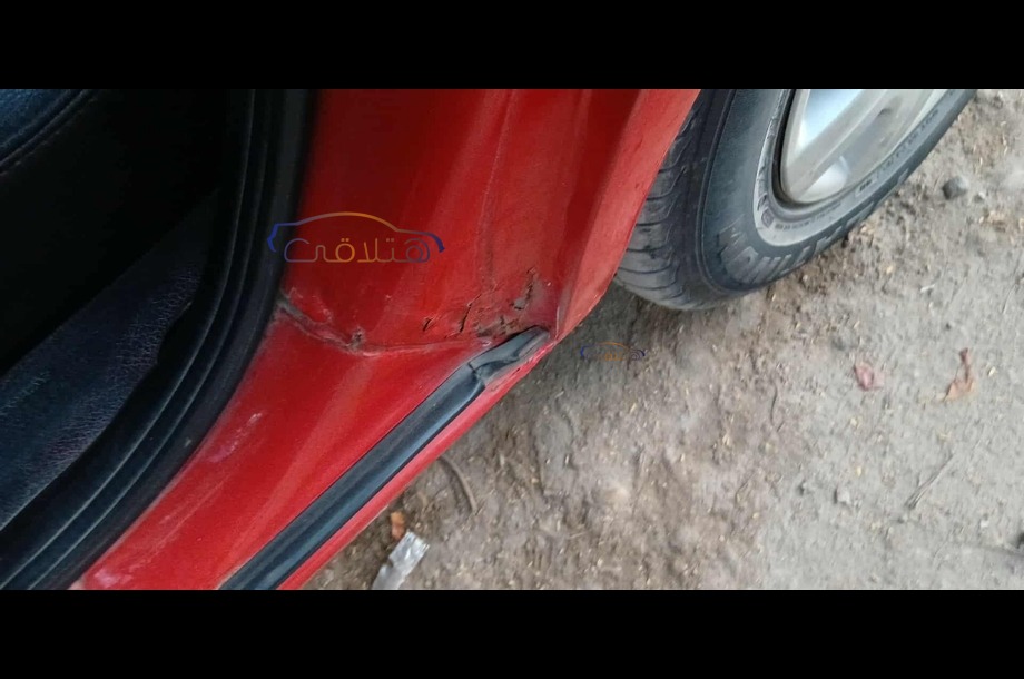 Vectra Opel احمر