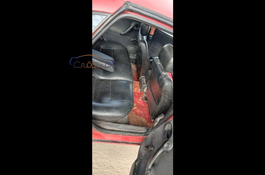 Vectra Opel احمر