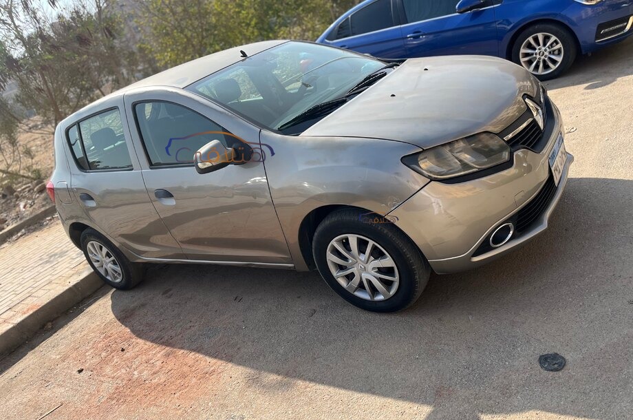 Sandero Renault Champagne