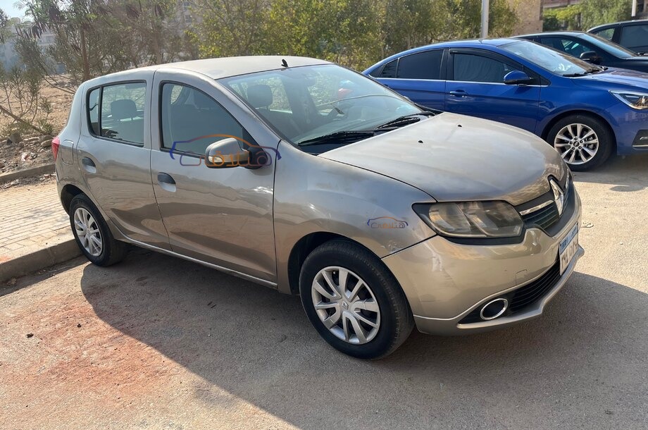 Sandero Renault Champagne