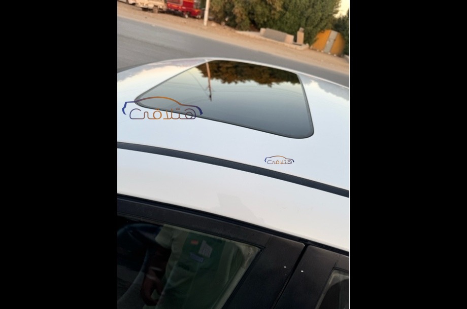 Avante Hyundai أبيض