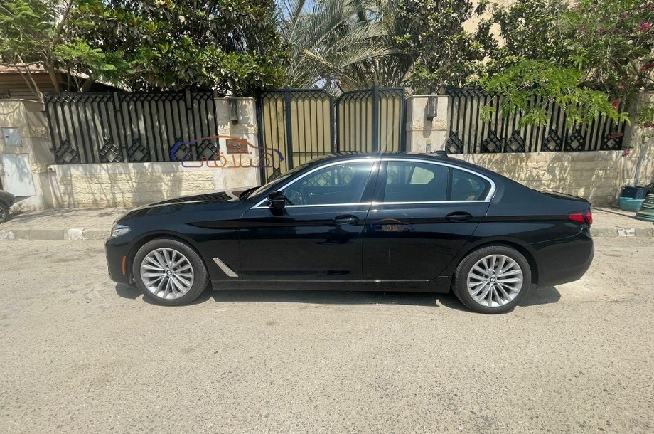 530 BMW Black