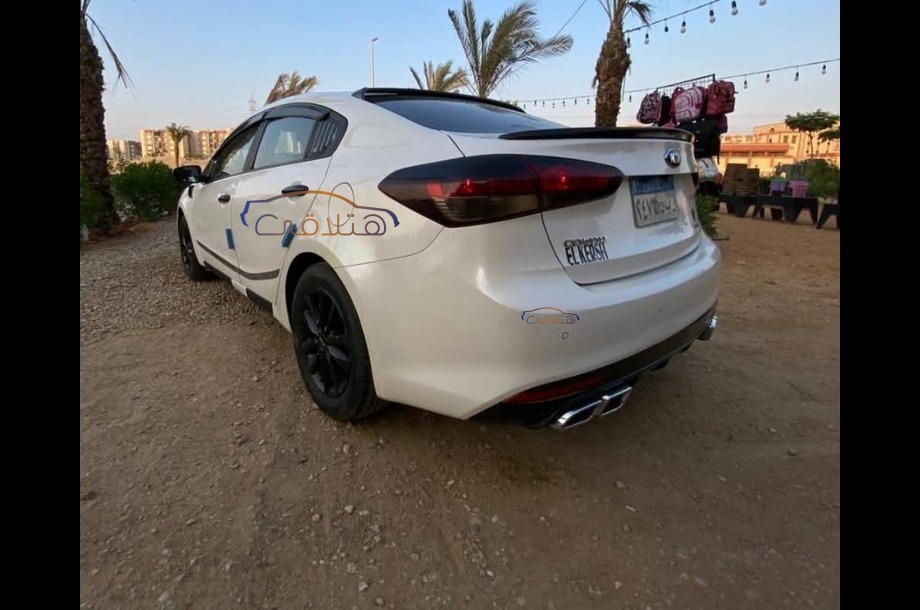 Grand Cerato Kia أبيض