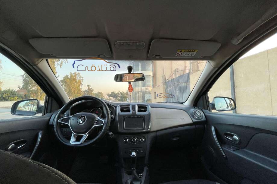 Sandero Step Way Renault أسود