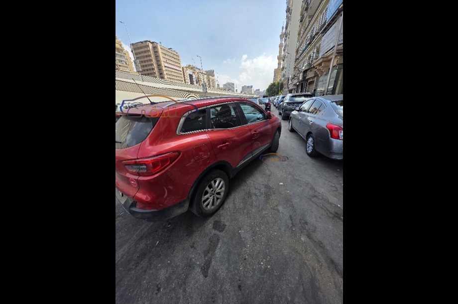 Kadjar Renault احمر