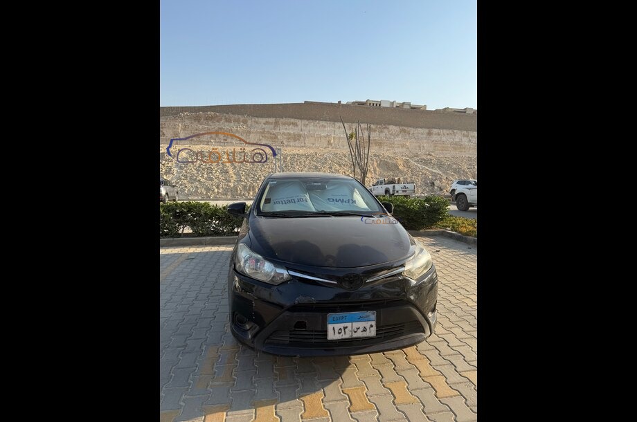 Yaris Toyota Black