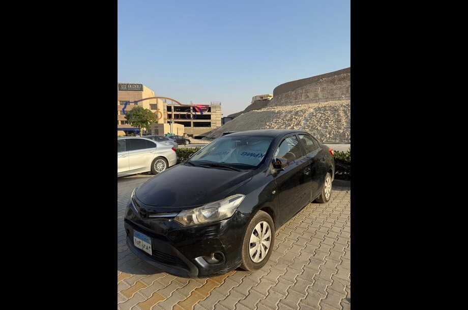 Yaris Toyota Black