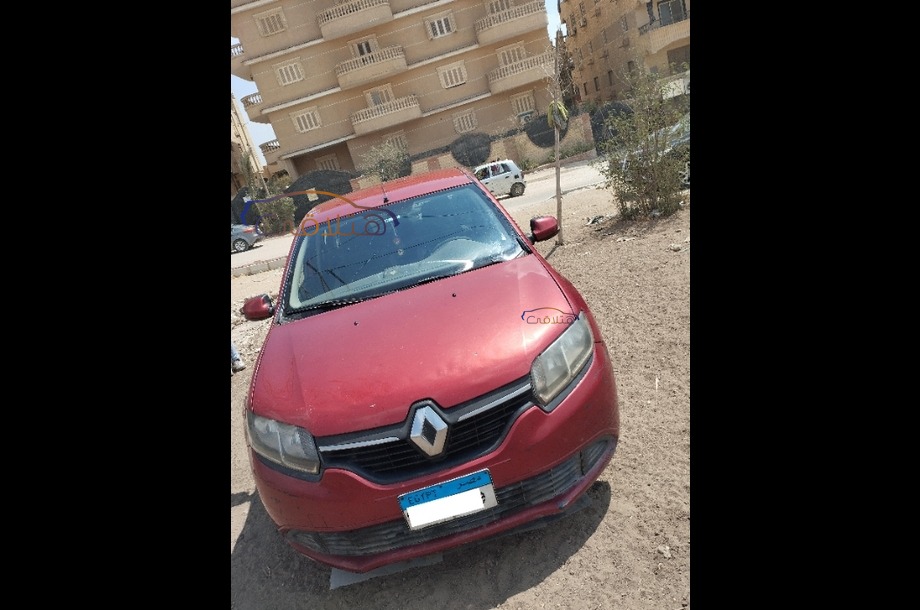 Logan Renault احمر
