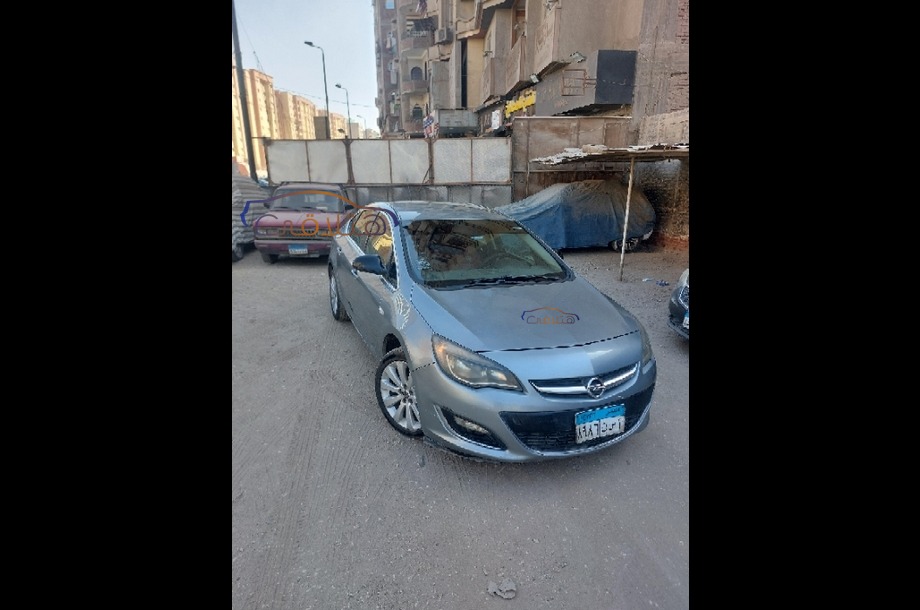 Astra Opel فضي