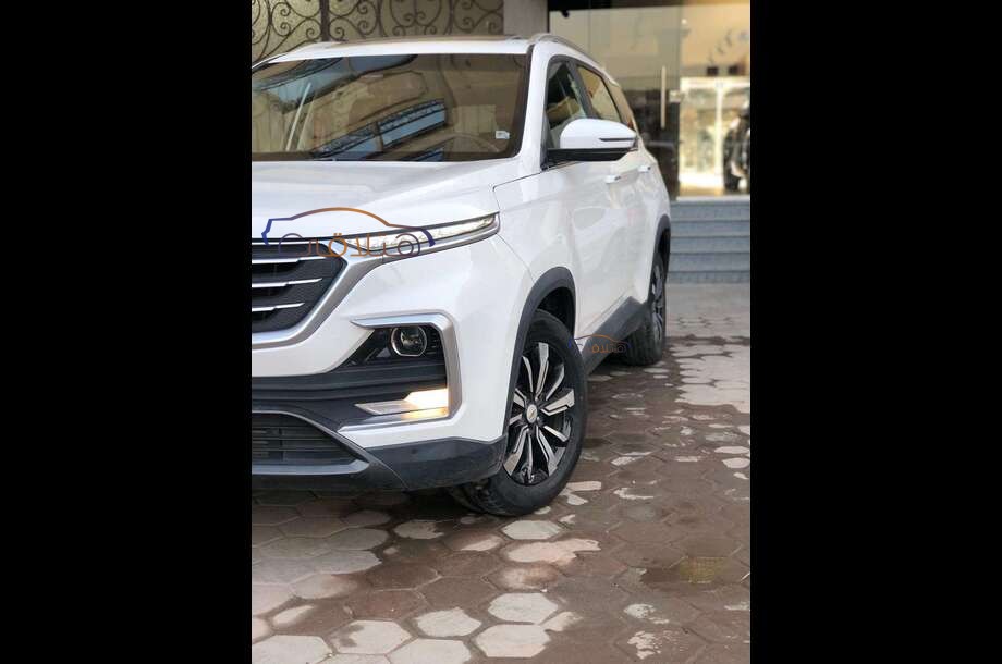 Captiva Chevrolet White