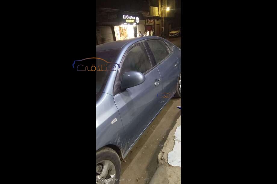 Elantra Hyundai أزرق