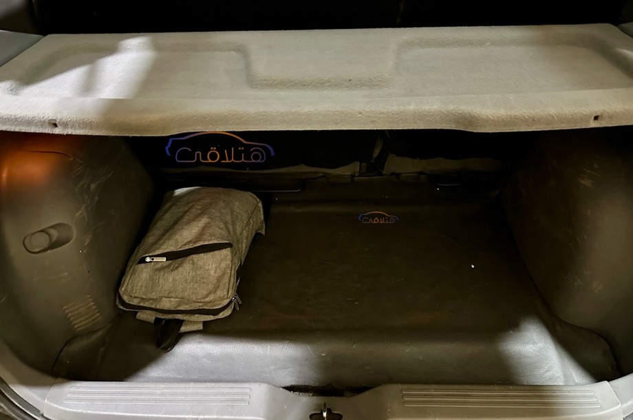 Matrix Hyundai أسود