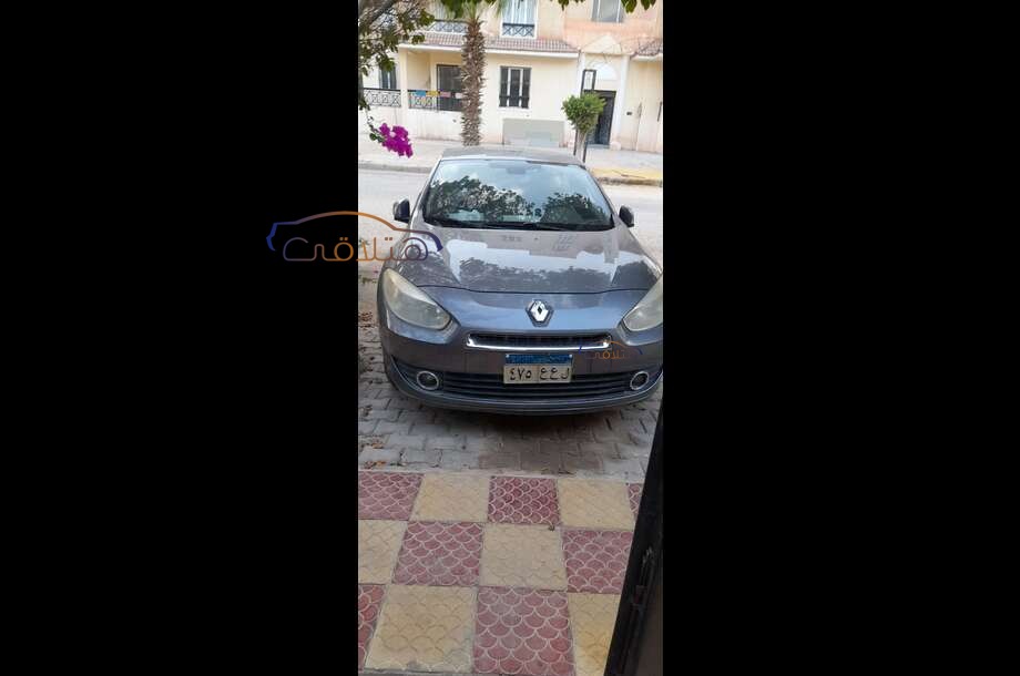 Fluence Renault رمادي