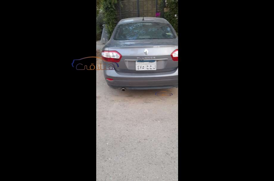 Fluence Renault رمادي