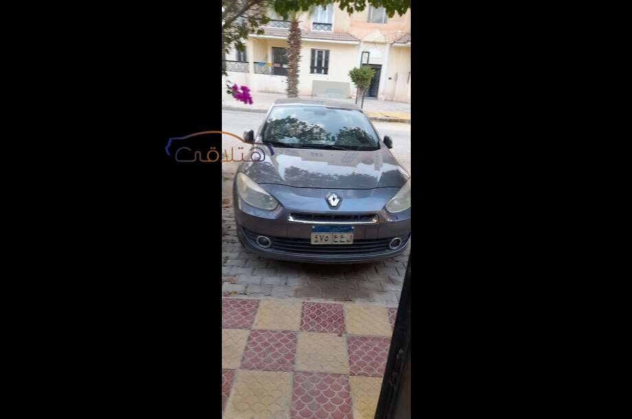 Fluence Renault رمادي