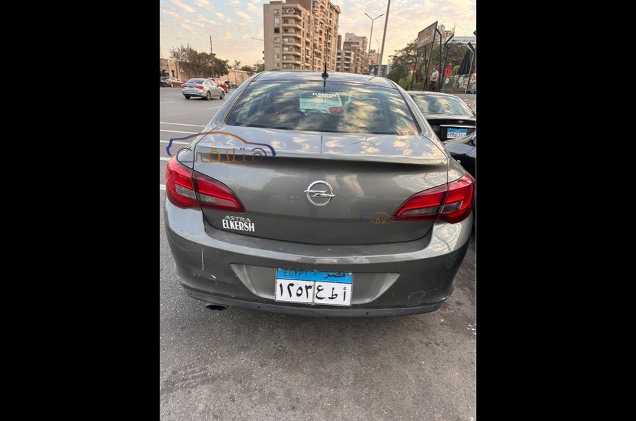 Astra Opel فيراني