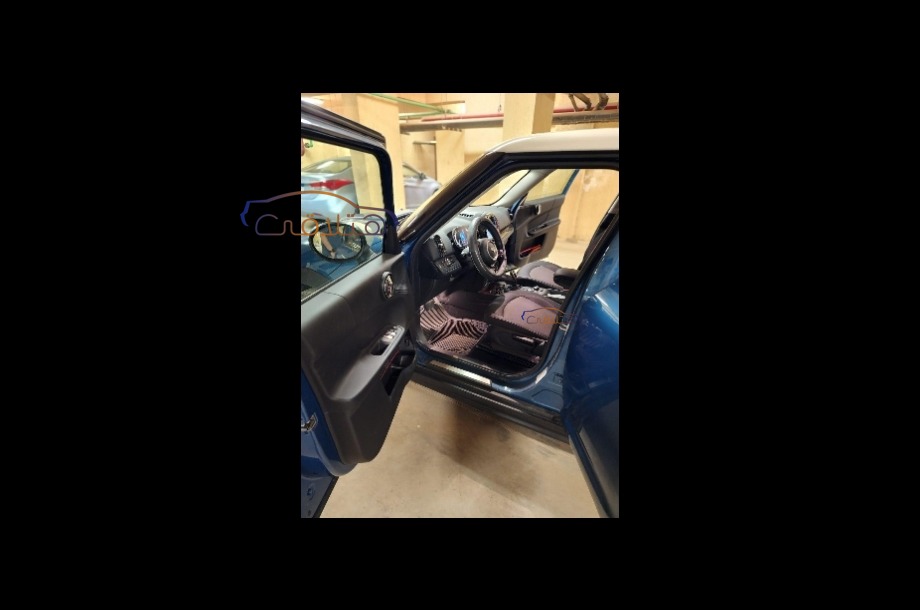 Country man Mini Blue