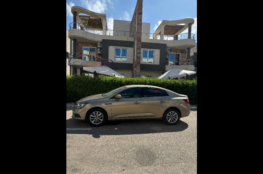 Megane Renault شمبان