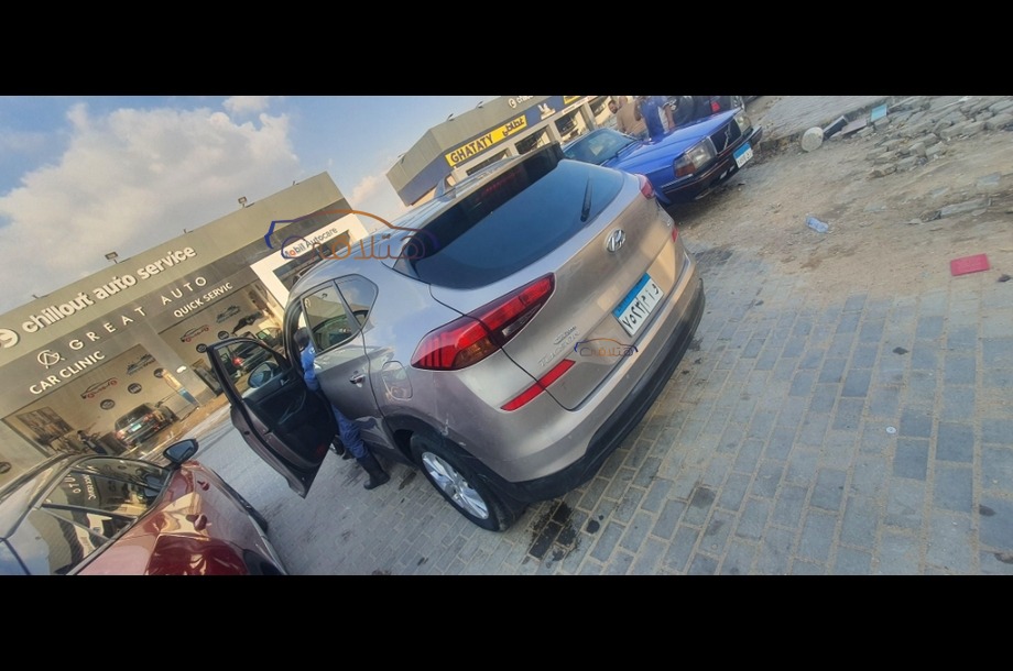 Tucson GDI Hyundai فضي