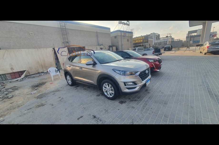 Tucson GDI Hyundai فضي