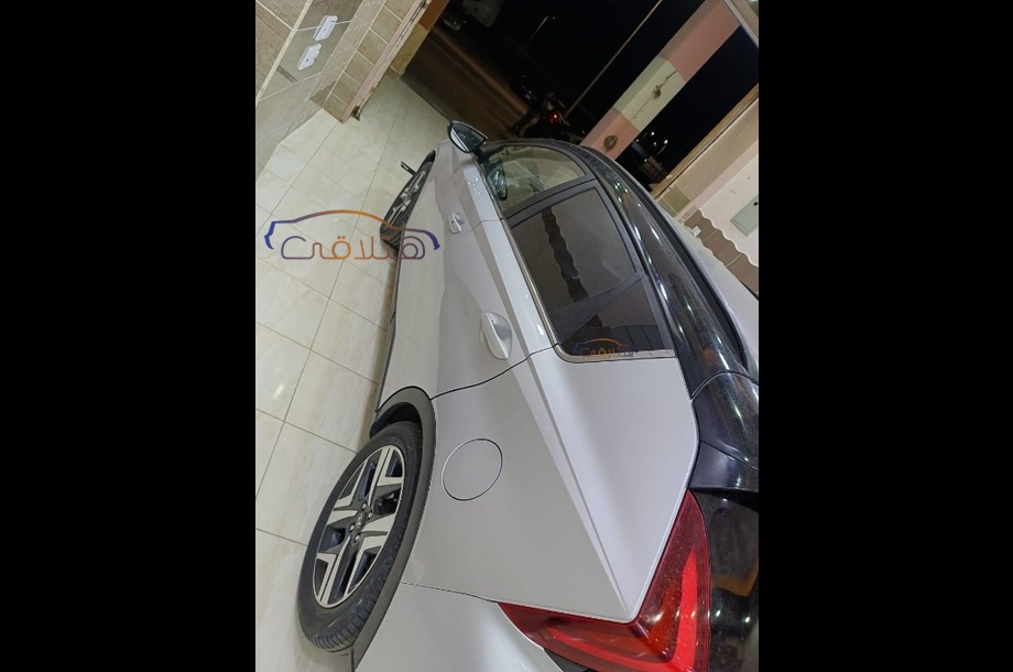 Bayon Hyundai فضي