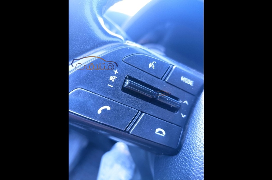 Bayon Hyundai فضي