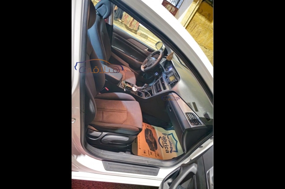 Sonata Hyundai White