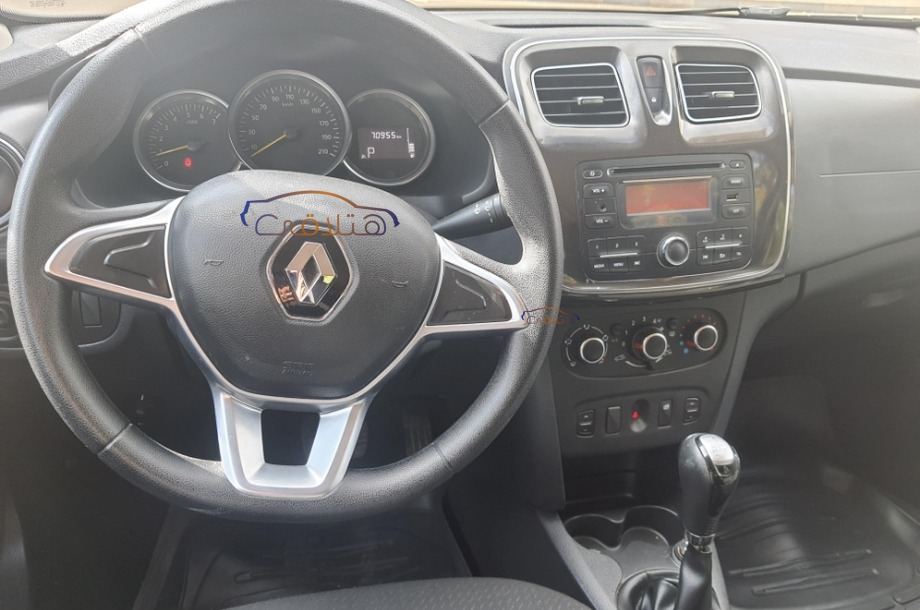 Sandero Renault Dark blue